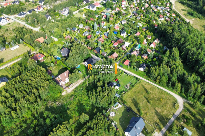 Atrakcyjna działka budowlana z pełnym uzbrojeniem - Warzenko