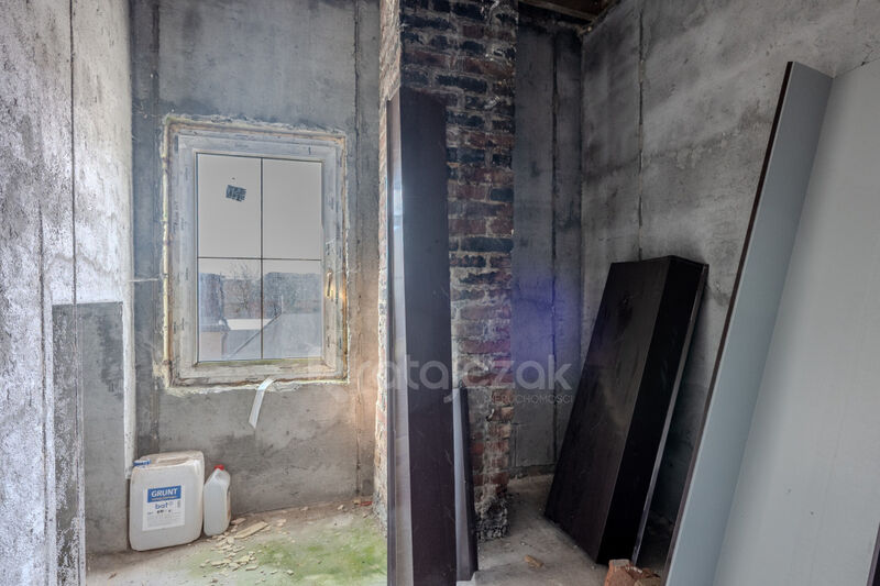 Przestronny dom z potencjałem do wykończenia - Zblewo