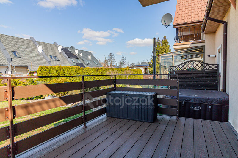 Bliźniak z Potencjałem | Działka 703 m² | Radunica - Radunica