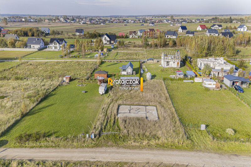 Słoneczna działka 1000 m² w Łebczu - Łebcz