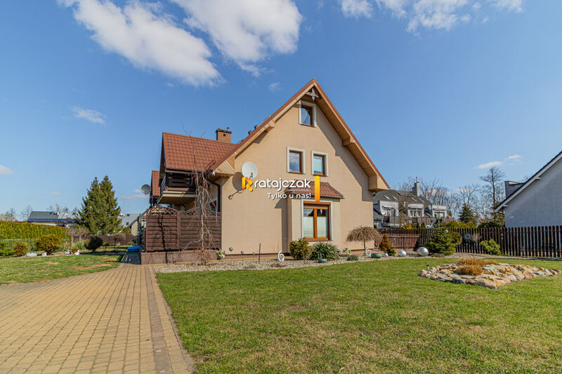 Bliźniak z Potencjałem | Działka 703 m² | Radunica - Radunica