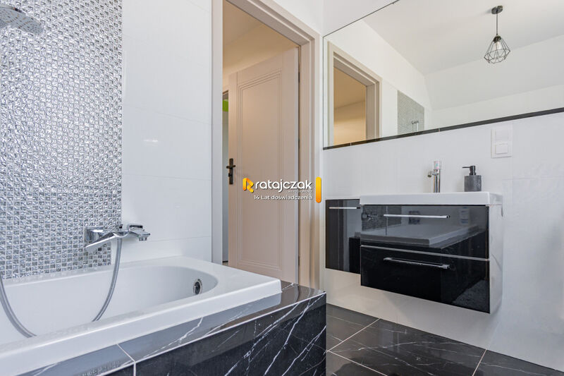 Ekonomiczny Bliźniak | Wysoki standard| 960m2 - Gościcino