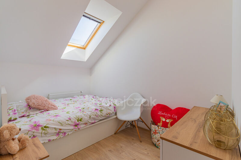 dwupoziomowe | dwie łazienki | taras | z garażem - Reda