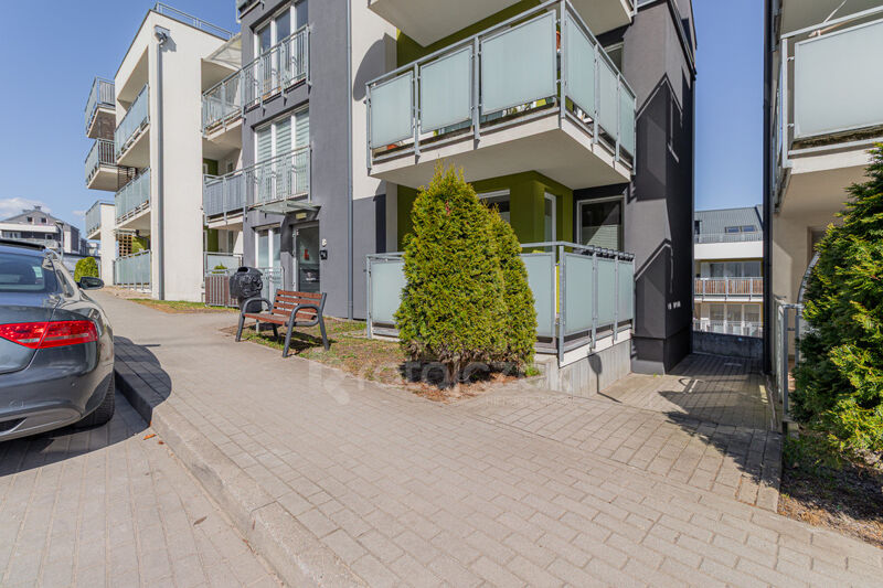 dwupoziomowe | dwie łazienki | taras | z garażem - Reda