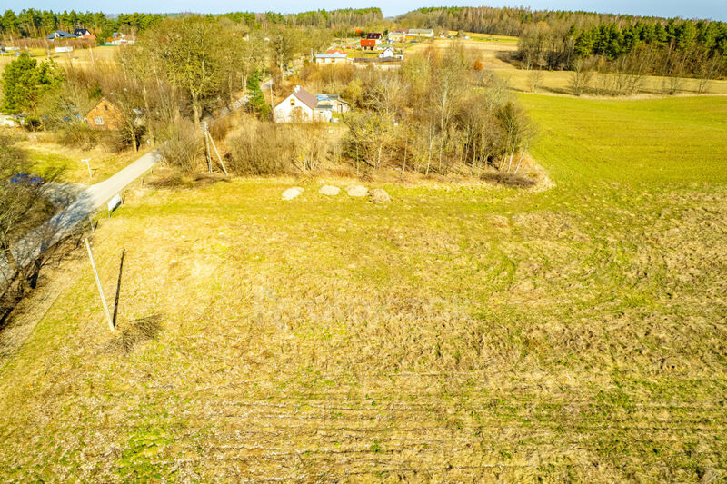 Działka letniskowa nad jeziorem - Perlino