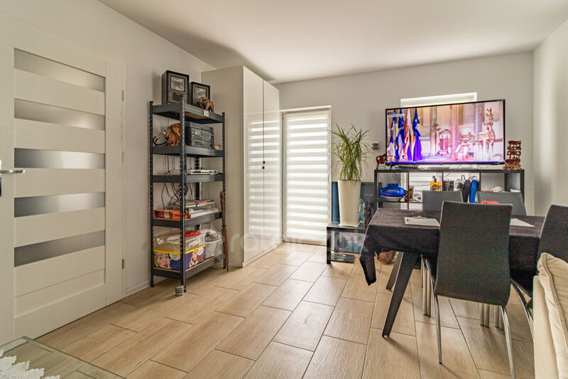 Wyjątkowy  dwukondygnacyjny dom jednorodzinny - Żukowo