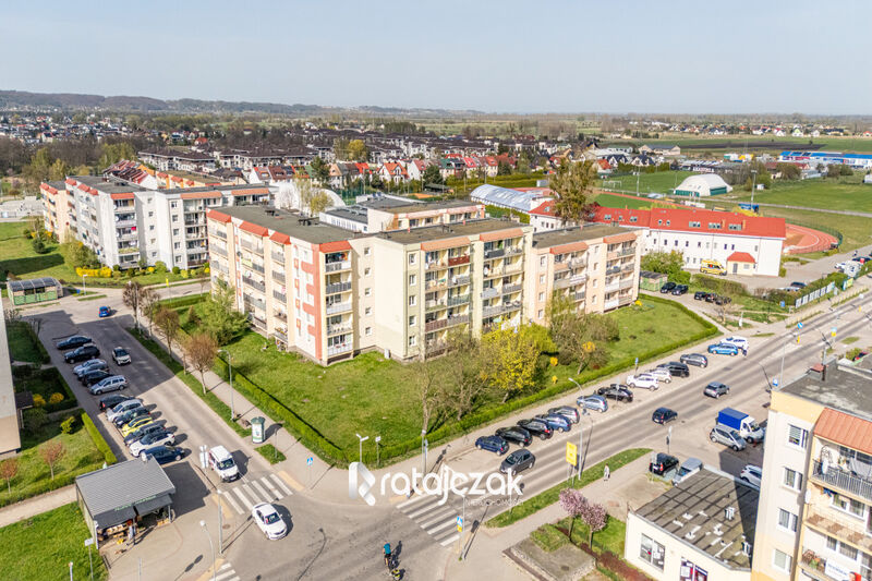 3 pokoje | z balkonem od południa | I piętro | - Reda