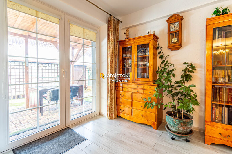DOM WOLNOSTOJĄCY | 2007r | NADOLE | NAD JEZIOREM - Nadole