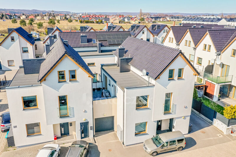 109 29 m2 | dwupoziomowe | 2 miejsca postojowe | - Rumia