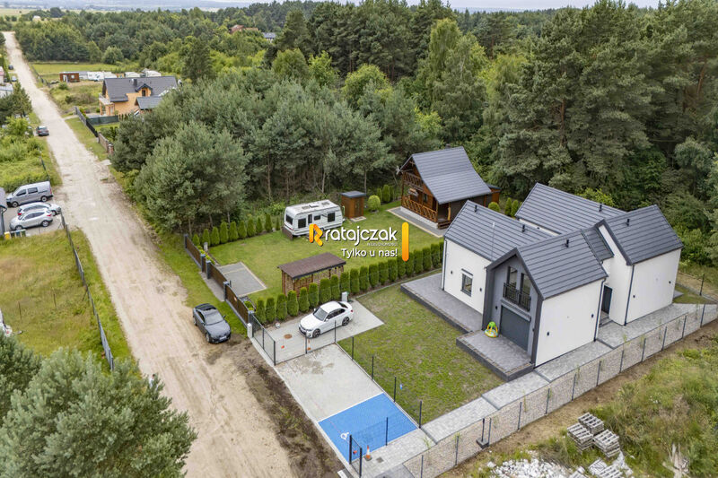 Działka nad morzem z 2 budynkami|Las|4 lokale - Chłapowo