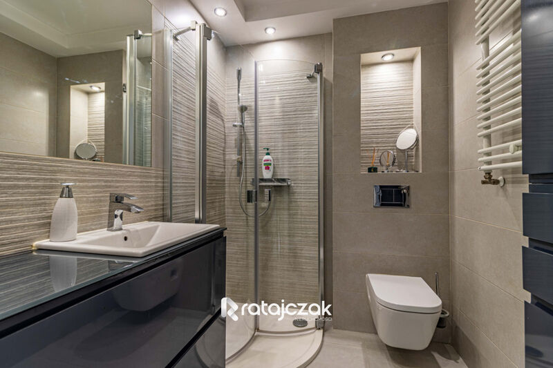 Os. Sobieskiego  3 POK  1 Piętro  SKM  Szkoły  Las - Wejherowo