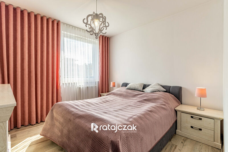 Os. Sobieskiego  3 POK  1 Piętro  SKM  Szkoły  Las - Wejherowo