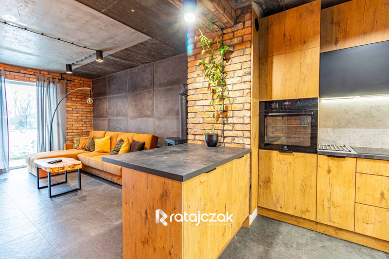 Przestronne  od południa  z ogródkiem. Styl Loft - Lębork