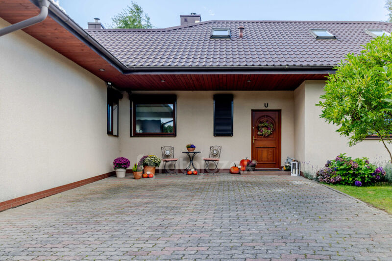 Willa z pięknym ogrodem zimowym | garaż - Kąpino