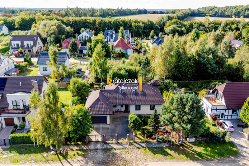 Willa z pięknym ogrodem zimowym | garaż - Kąpino