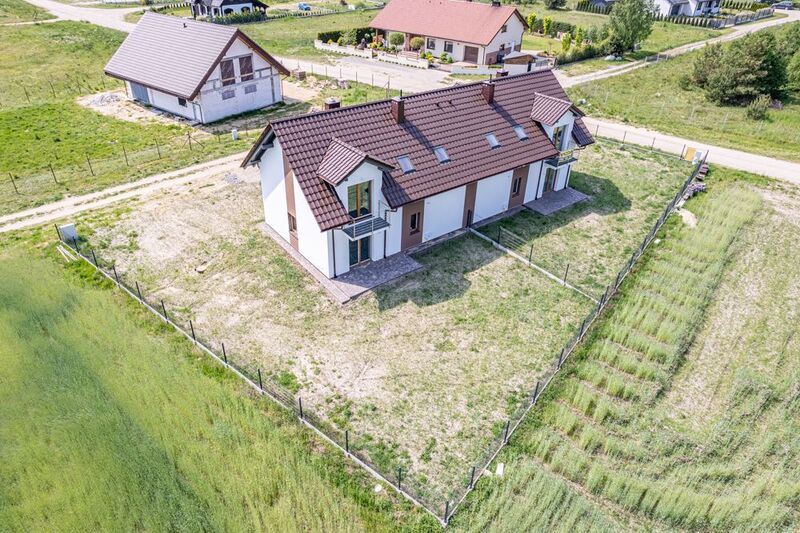 Piękny dom w zabudowie bliźniaczej | Segment B | - Gowino