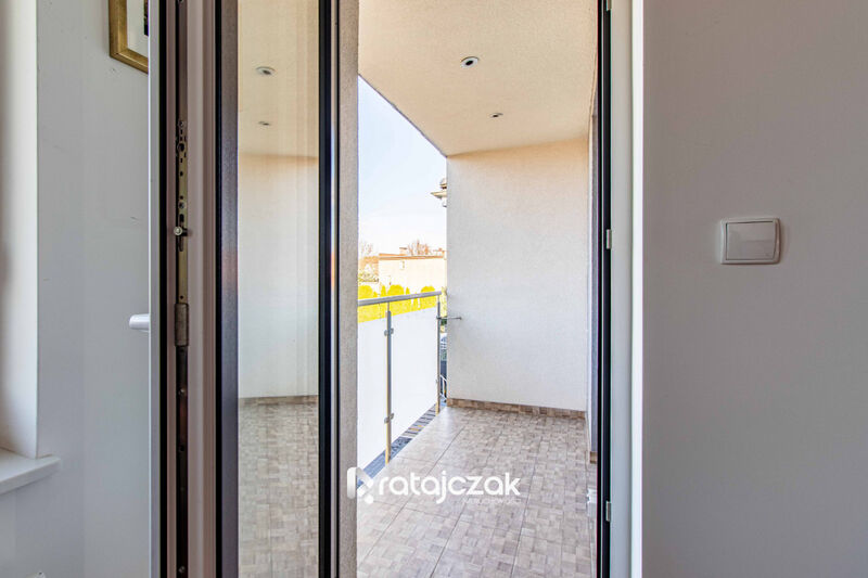 Bliźniak w spokojnej okolicy z działką 357 m2 - Bolszewo