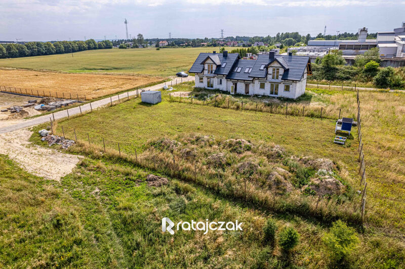 Gościcino  działka budowlana z MPZP i pozwoleniem - Gościcino