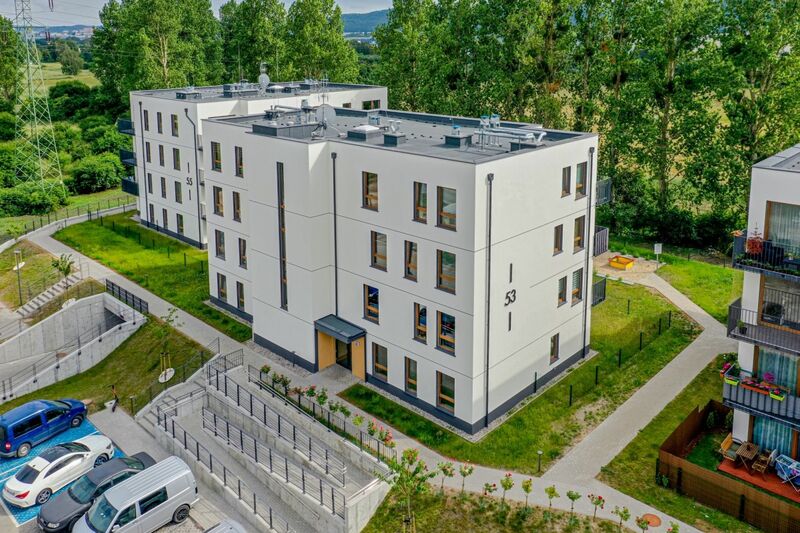 2 pokoje | 43 35 m2 | 3 piętro | hala garażowa | - Rumia